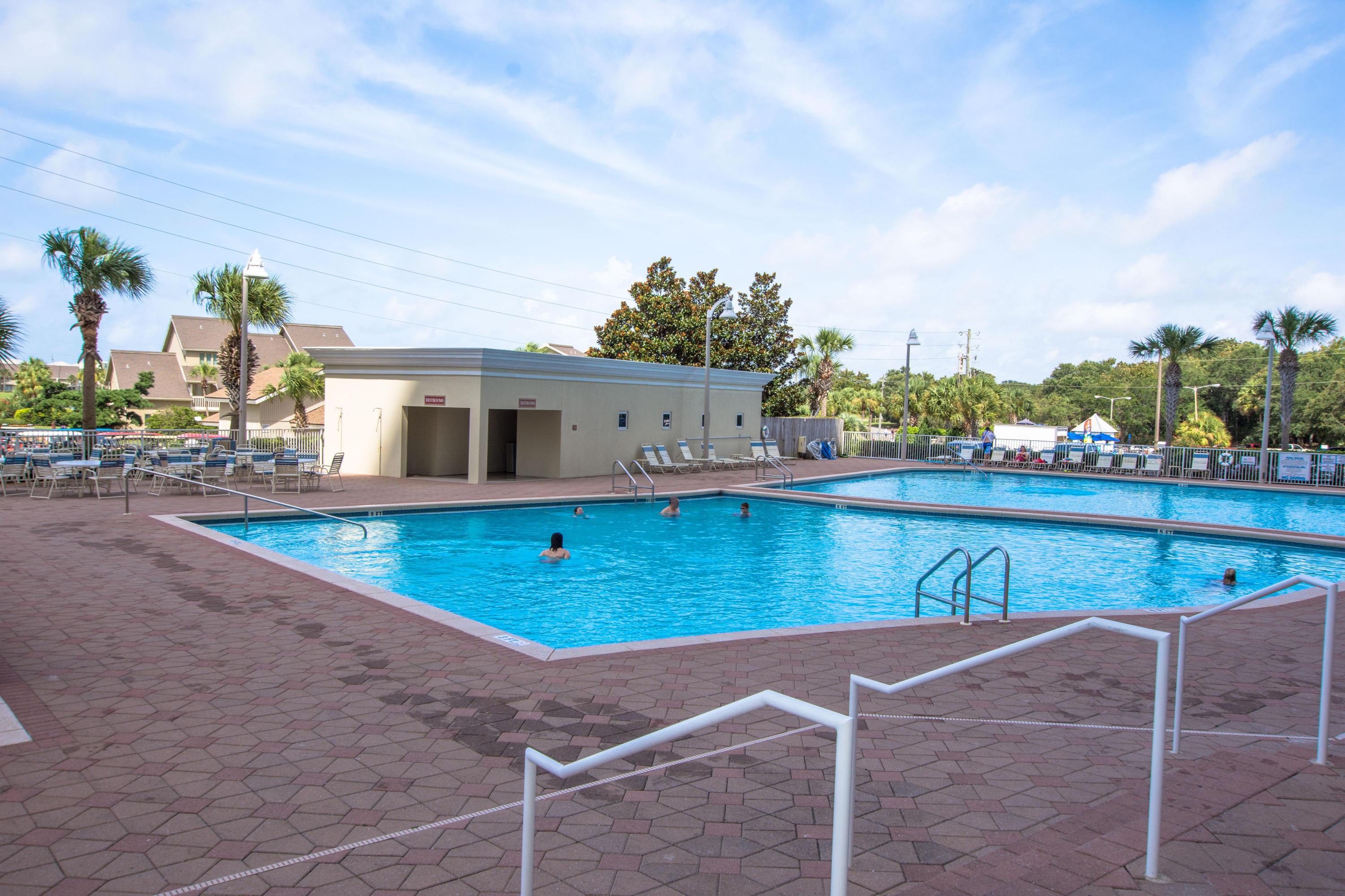ARIEL DUNES II - Residential