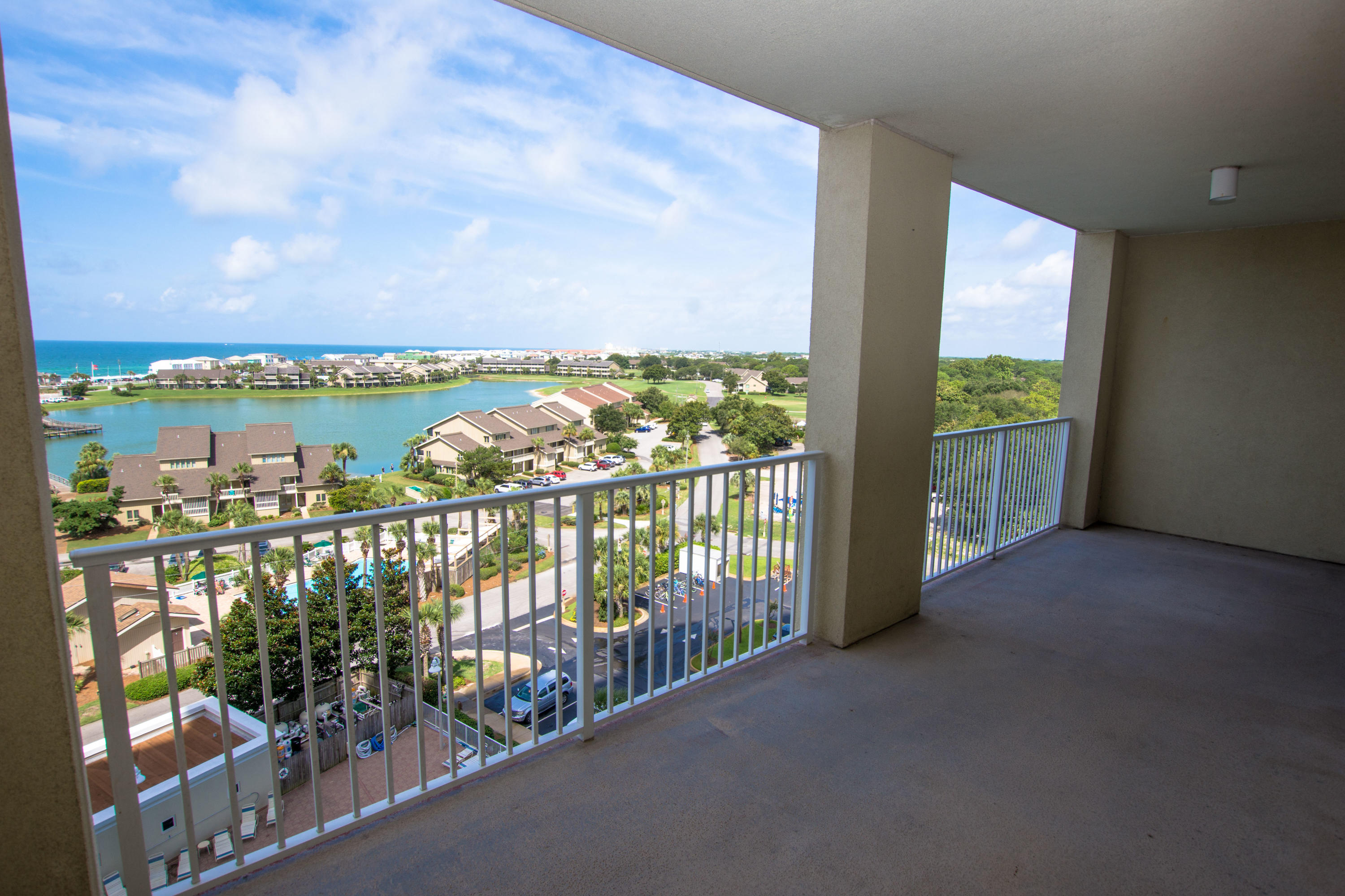 ARIEL DUNES II - Residential