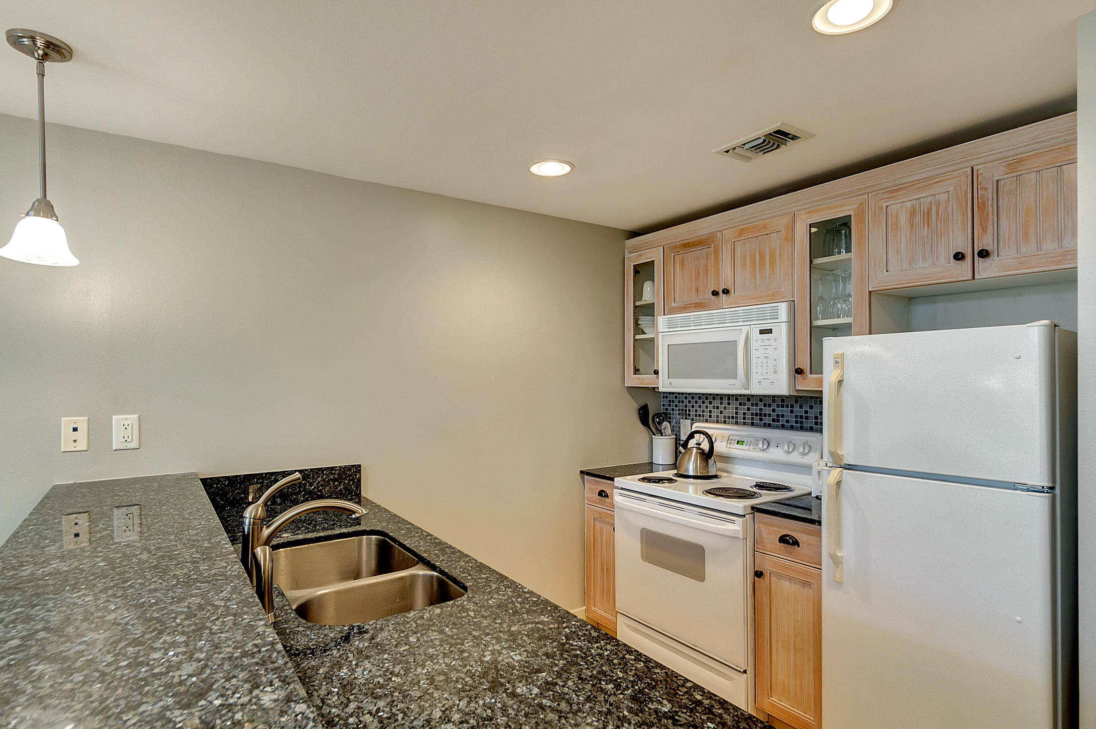 OBSERVATION POINT - Residential Lease