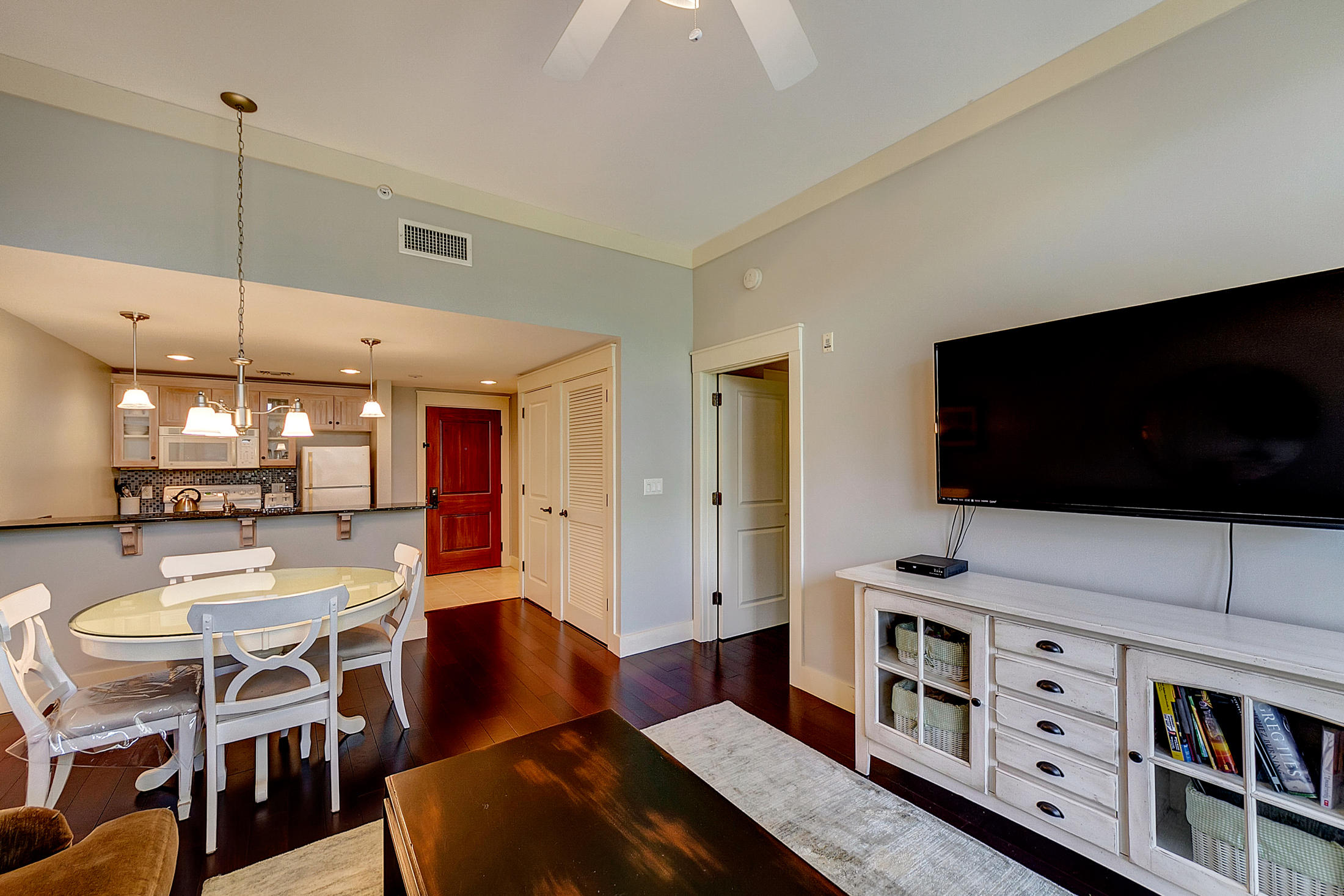 OBSERVATION POINT - Residential Lease