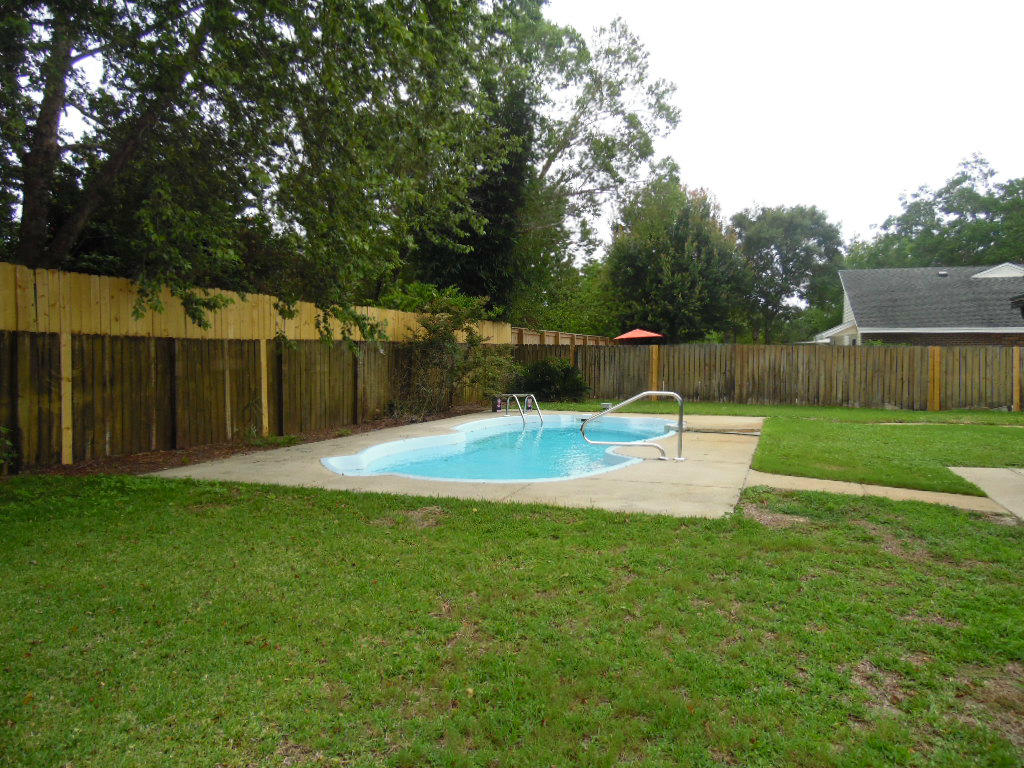 QUIET WOOD 1ST ADD LOT 9 - Residential