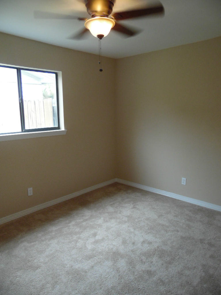 QUIET WOOD 1ST ADD LOT 9 - Residential