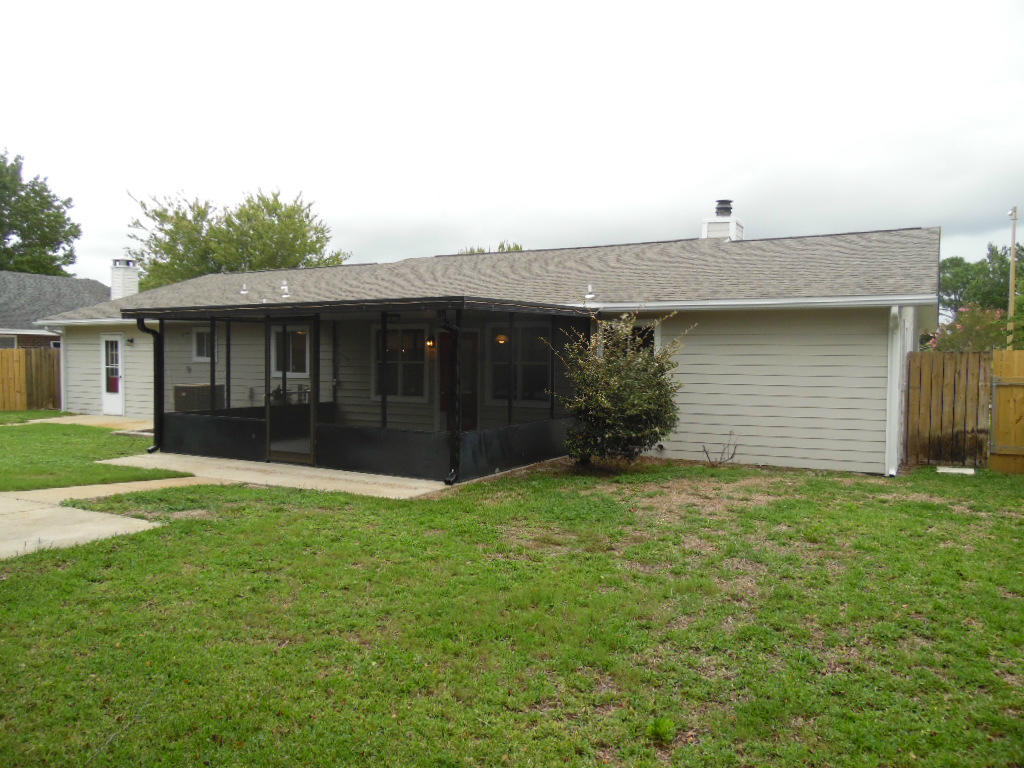 QUIET WOOD 1ST ADD LOT 9 - Residential
