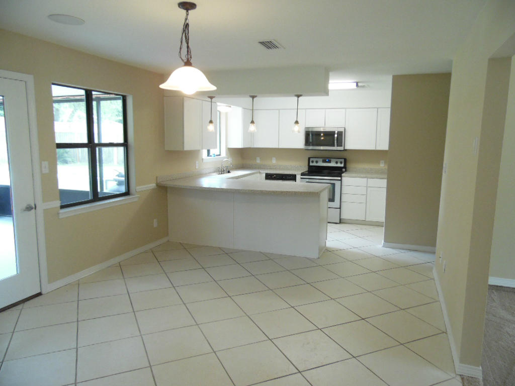 QUIET WOOD 1ST ADD LOT 9 - Residential