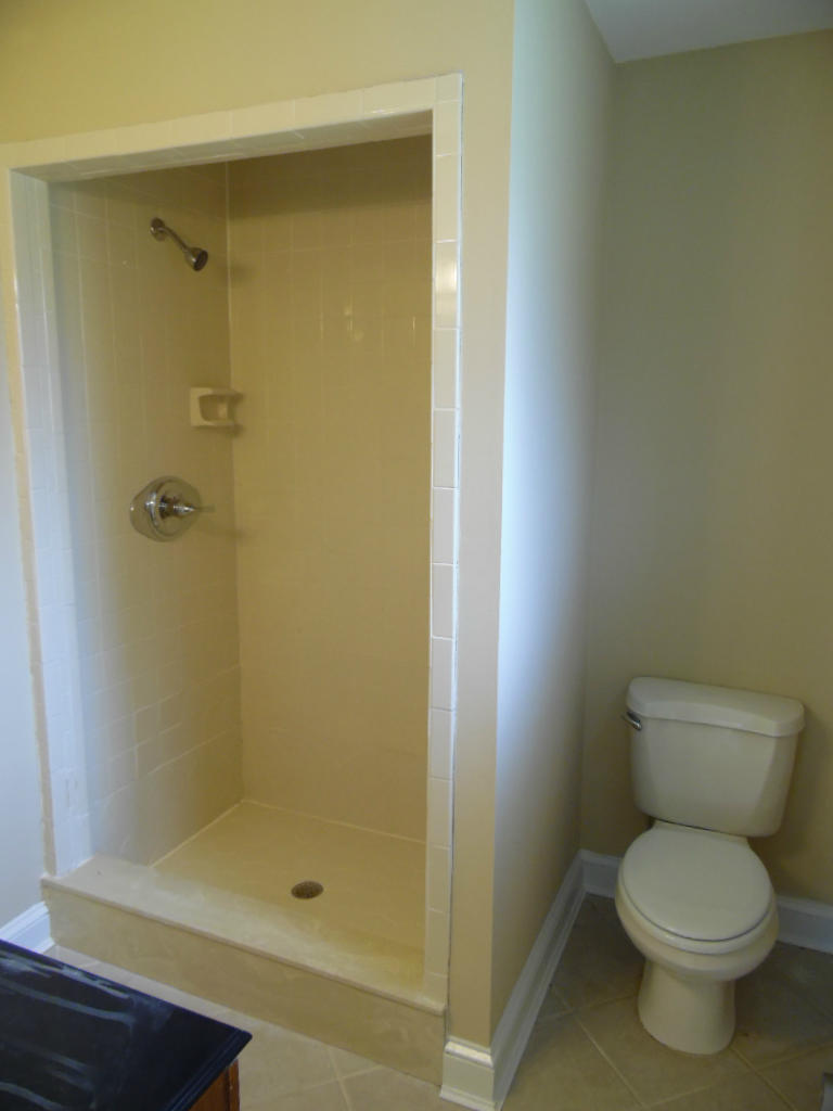 QUIET WOOD 1ST ADD LOT 9 - Residential