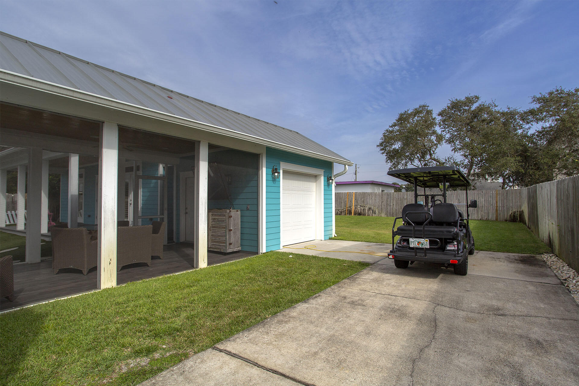 CRYSTAL BEACH - Residential