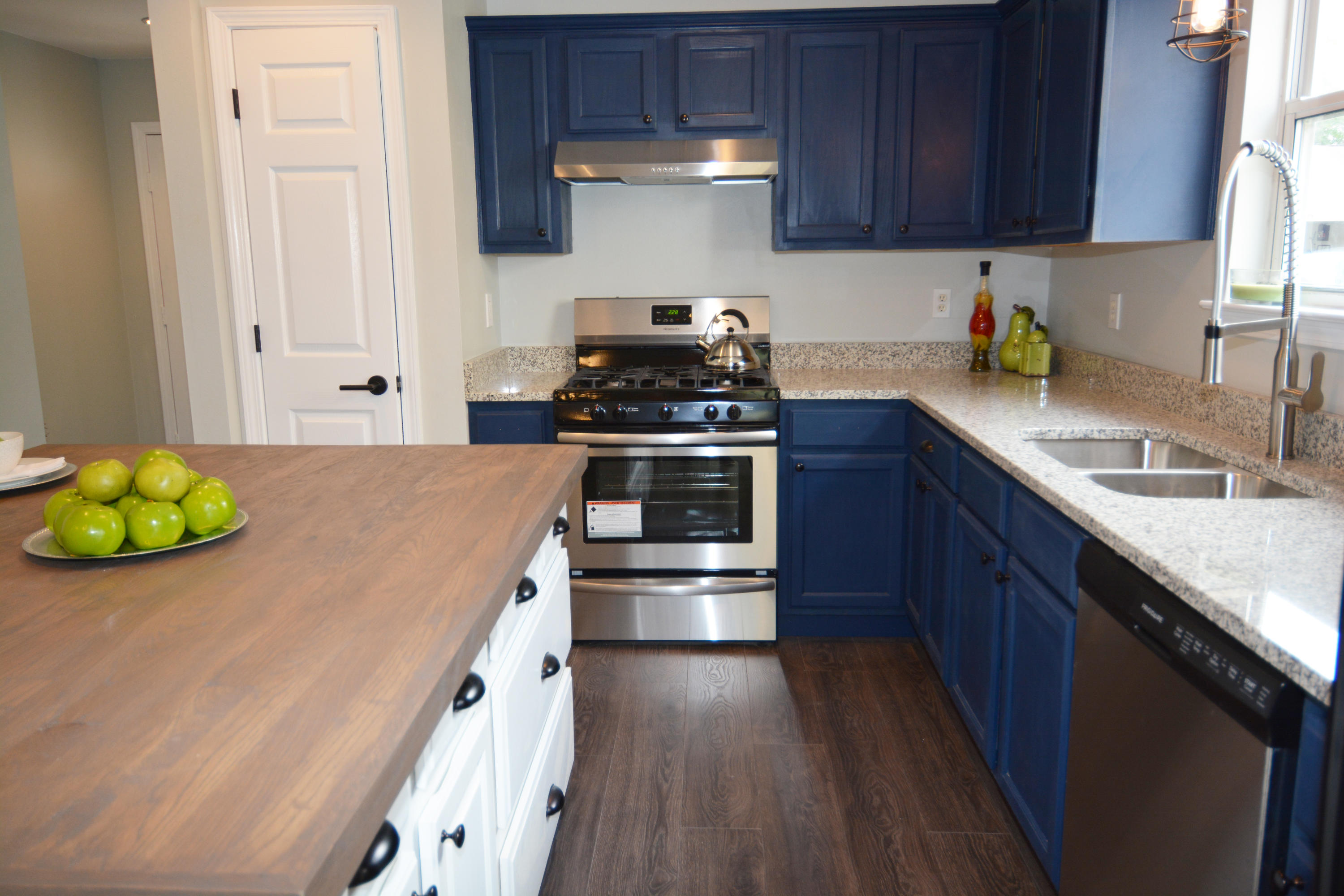 INDIGO VILLAGE LOT 11 BLK A - Residential