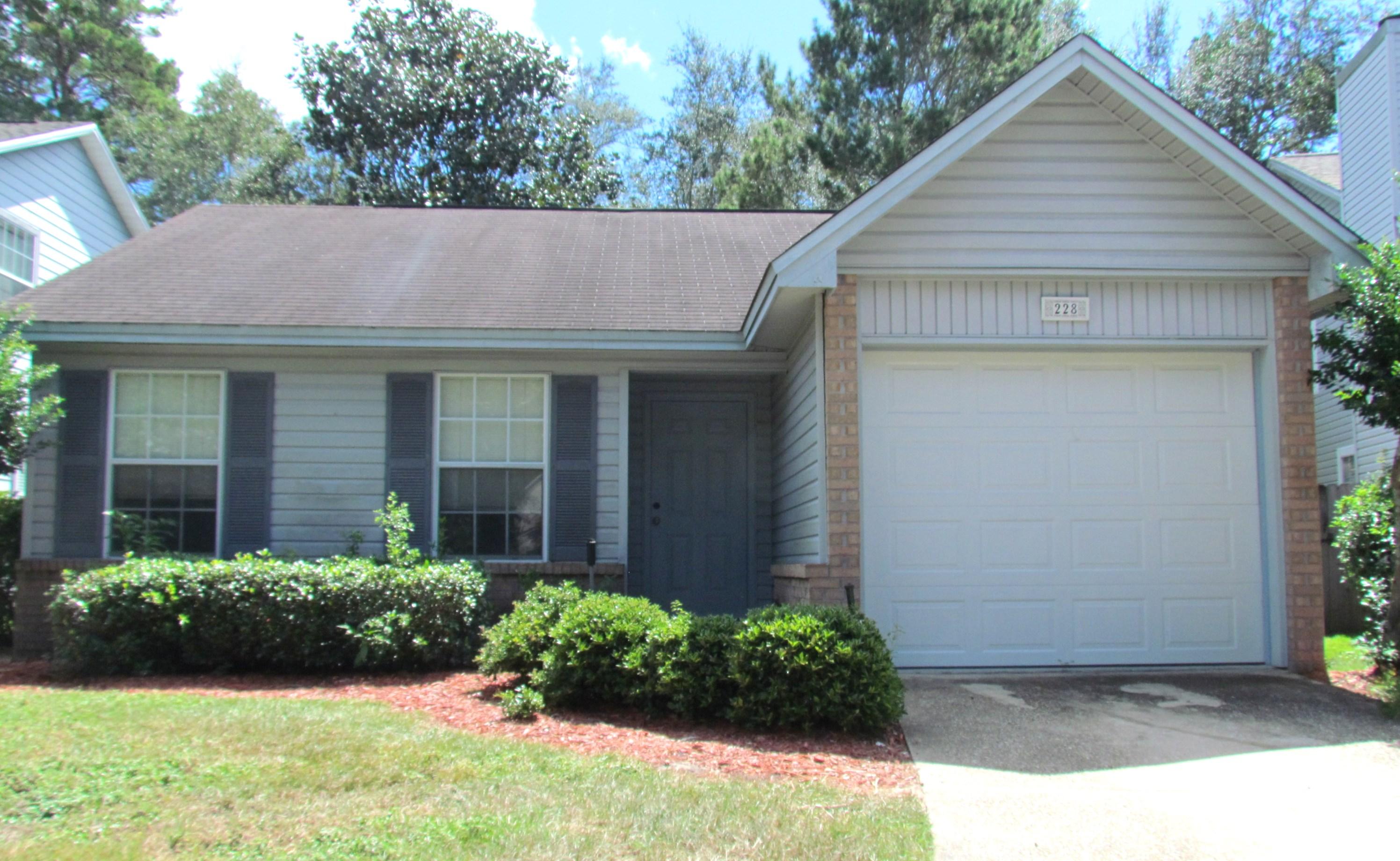 Cute 2 bedroom 1 and a half bath home in popular Bluewater Bay area of Parkwood Circle. Home has laminate flooring in the livingroom and dining room, carpet in the bedrooms. Fully fenced back yard, one car garage with automatic garage door opener. You'll love the convenience of this home, close to the shopping at Merchants walk and the access road to the toll bridge to Destin. No pets and no smoking allowed. Rent is $1100, with a $1300 security deposit. $100 re-key fee and $100 carpet cleaning fee collected at lease signing. Anyone 18 or over wishing to live in the property must fill out an application and be on the lease. Call today for your showing appointment.