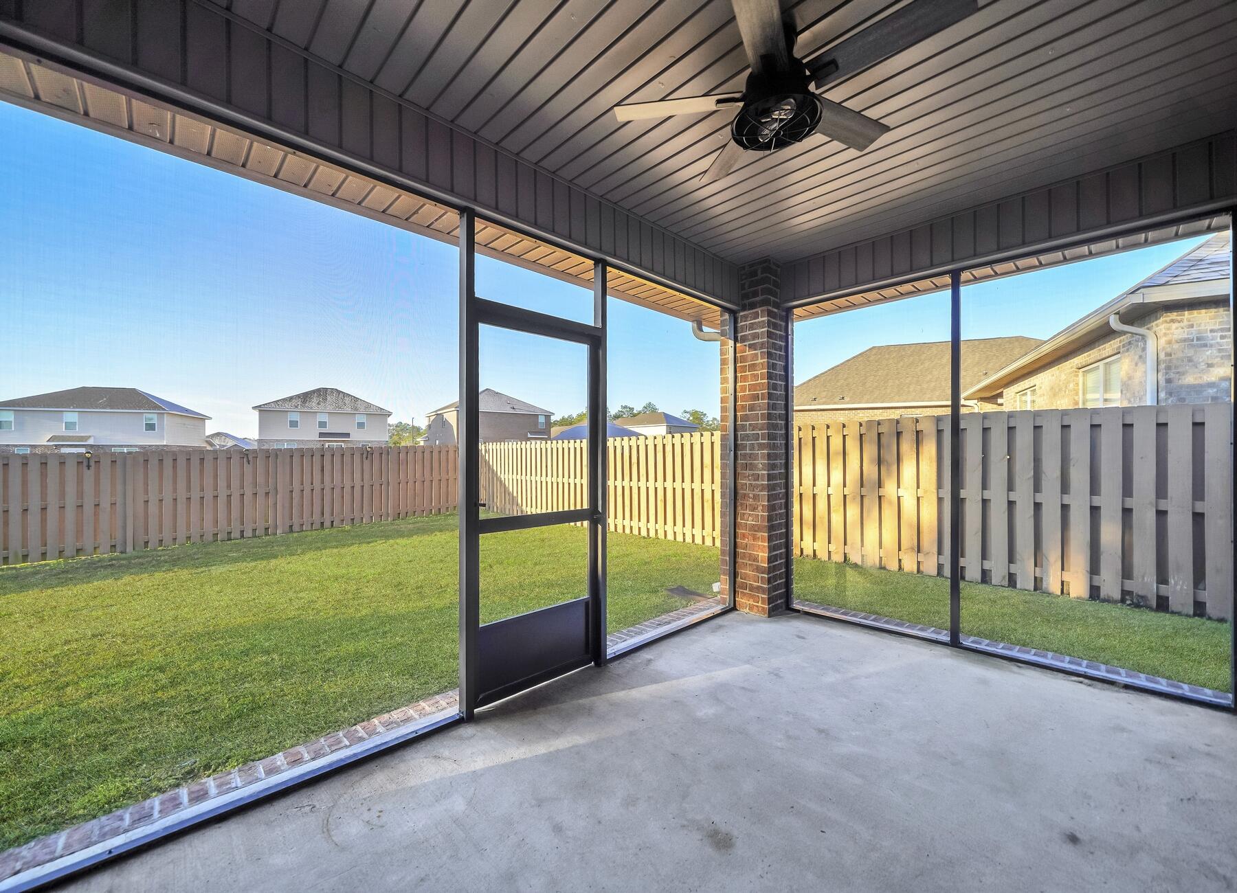 Redstone Commons - Residential Lease