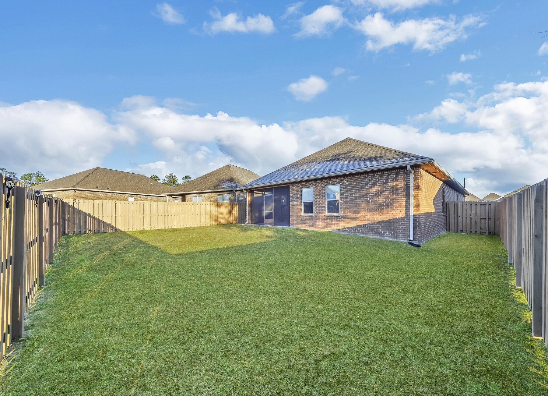 Redstone Commons - Residential Lease