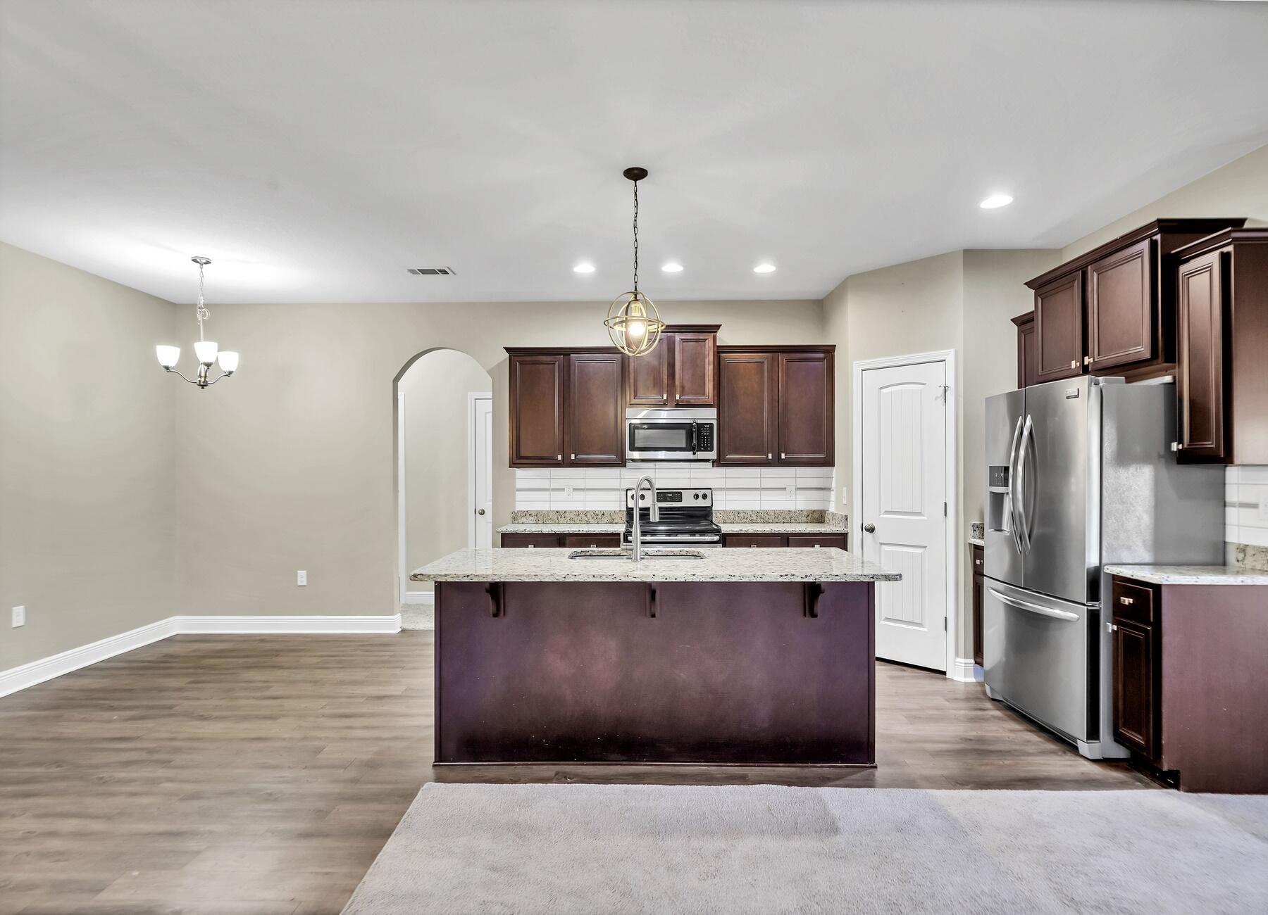 Redstone Commons - Residential Lease