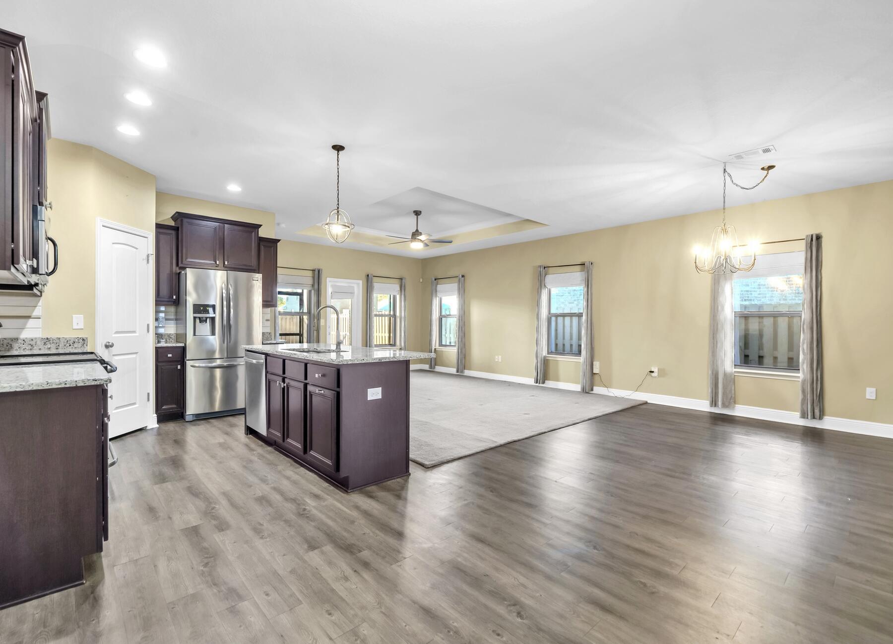 Redstone Commons - Residential Lease