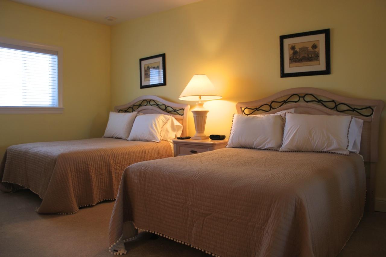 REGENCY TOWERS CONDO - Residential