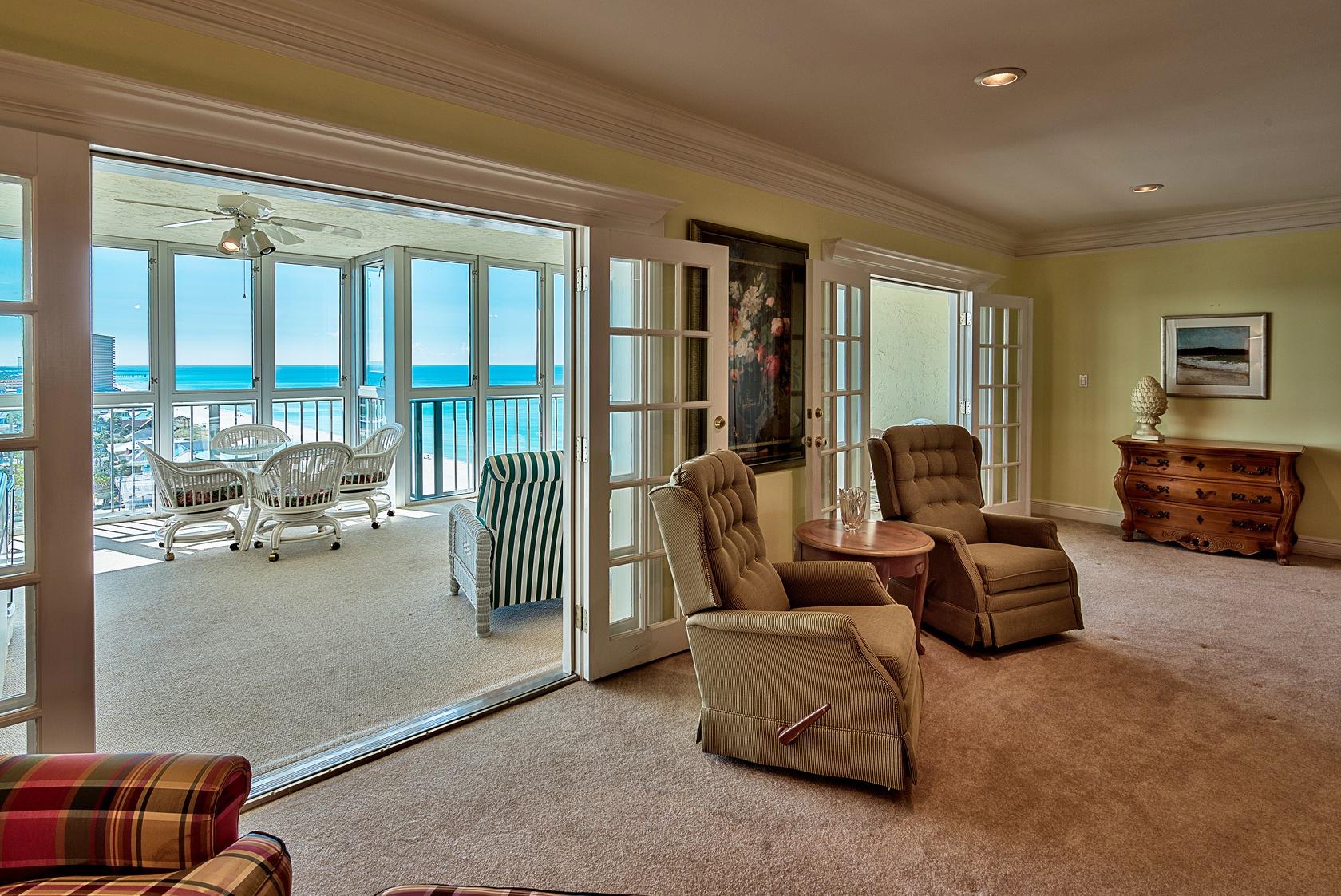 REGENCY TOWERS CONDO - Residential