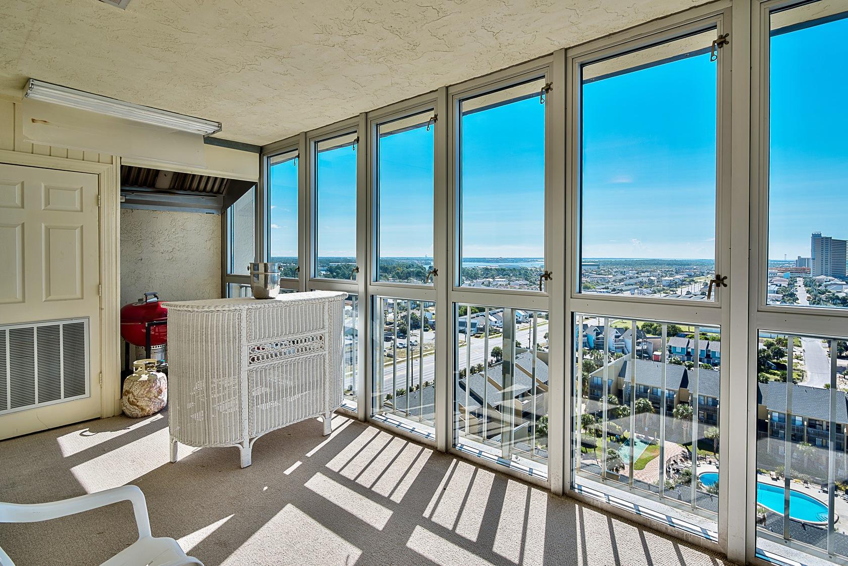 REGENCY TOWERS CONDO - Residential