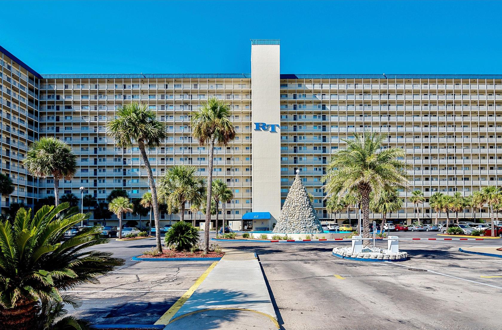 REGENCY TOWERS CONDO - Residential