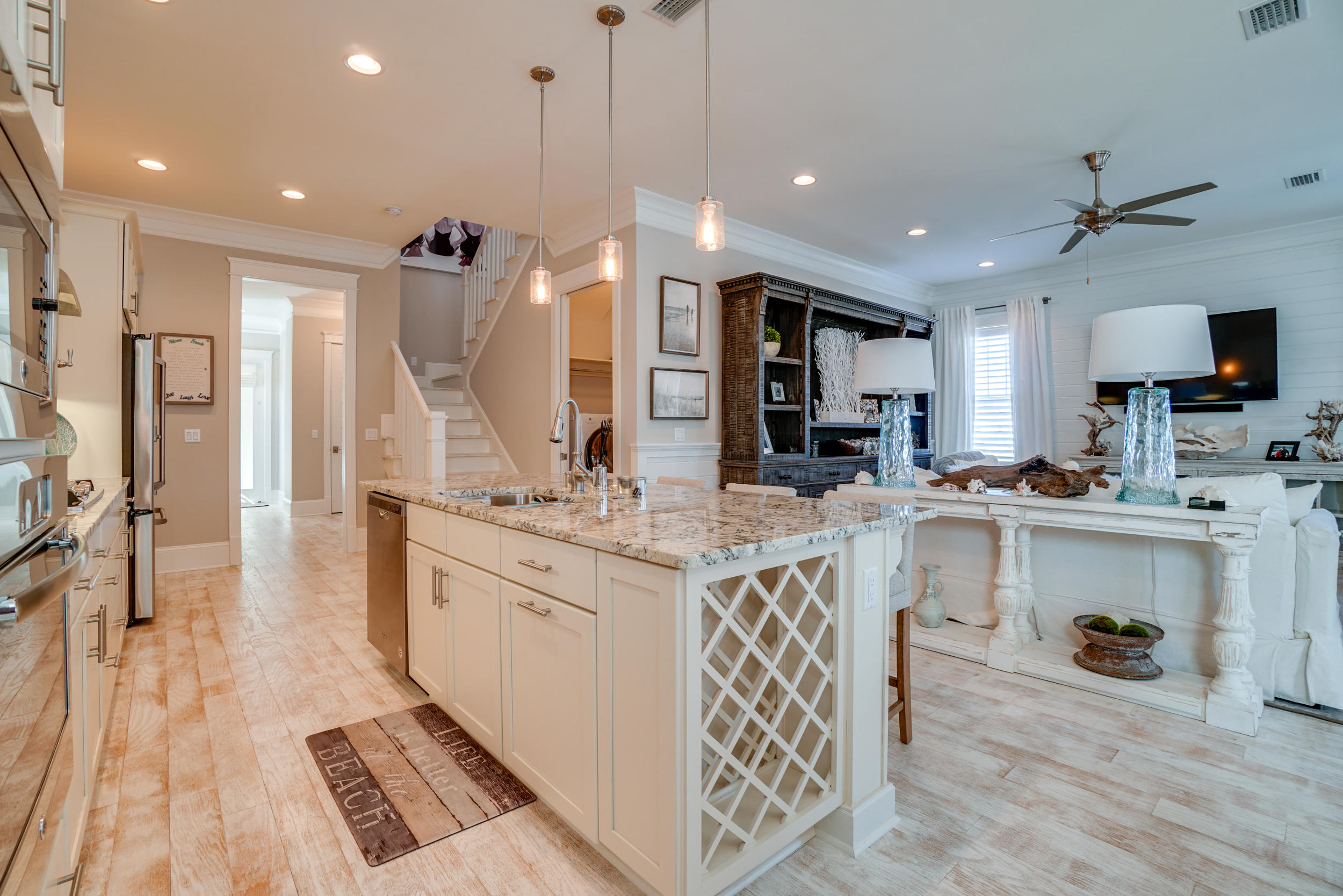 PROMINENCE - Residential