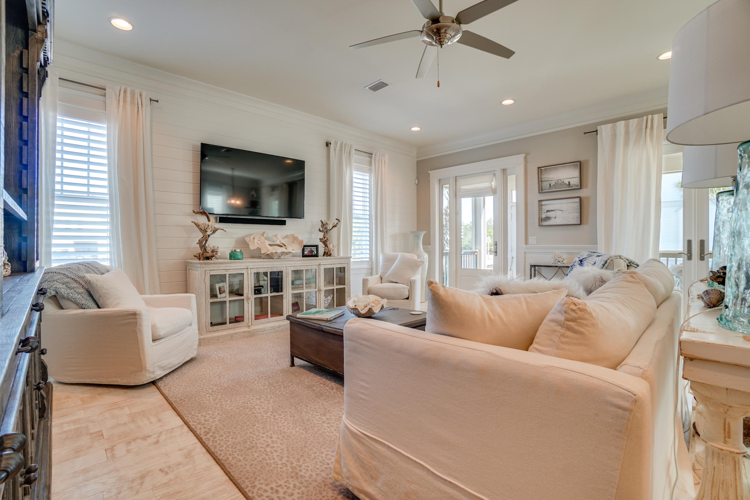 PROMINENCE - Residential