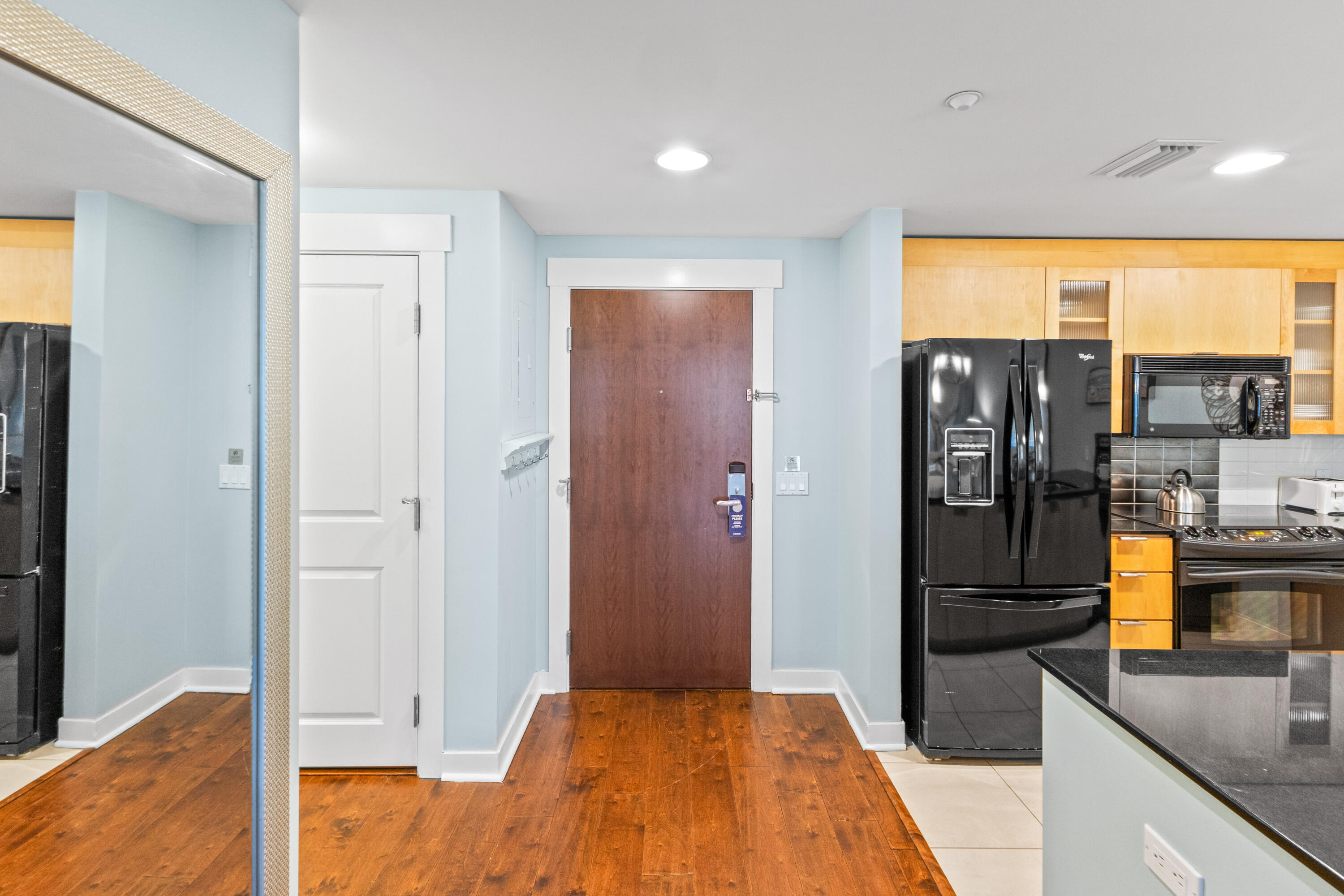 BAHIA CONDO - Residential