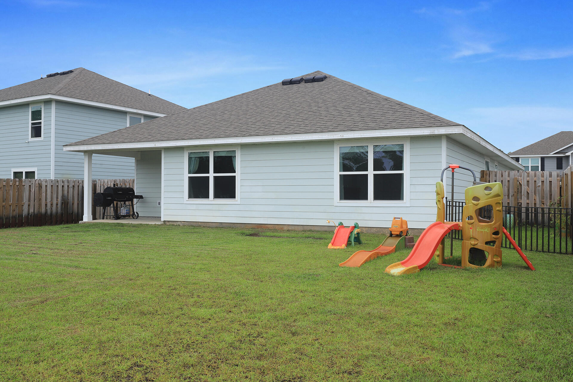 HAMMOCK BAY - MILL COTTAGES - Residential