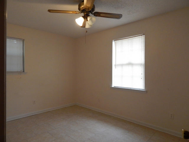 EDNEYS 2ND ADDN - Residential