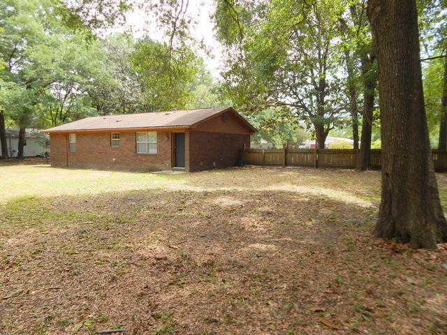 EDNEYS 2ND ADDN - Residential