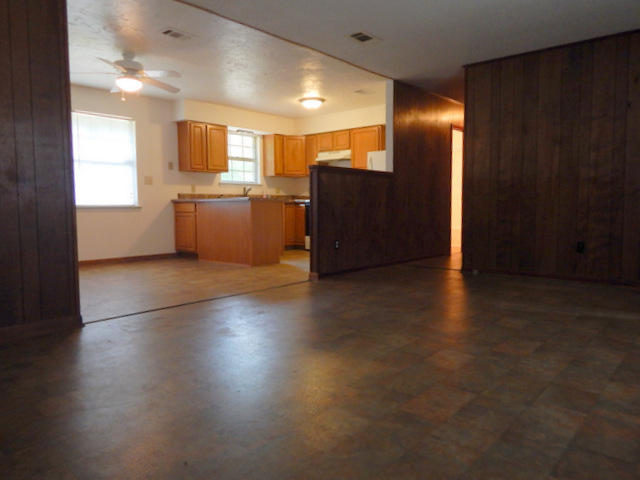EDNEYS 2ND ADDN - Residential