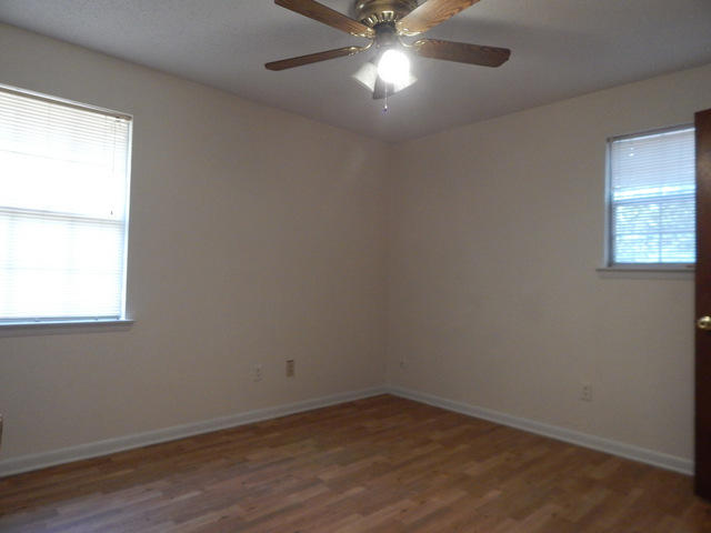 EDNEYS 2ND ADDN - Residential