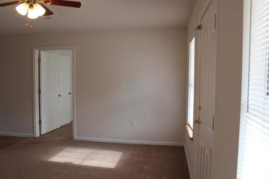 JUNIPER LAKE UNIT 3 - Residential Lease