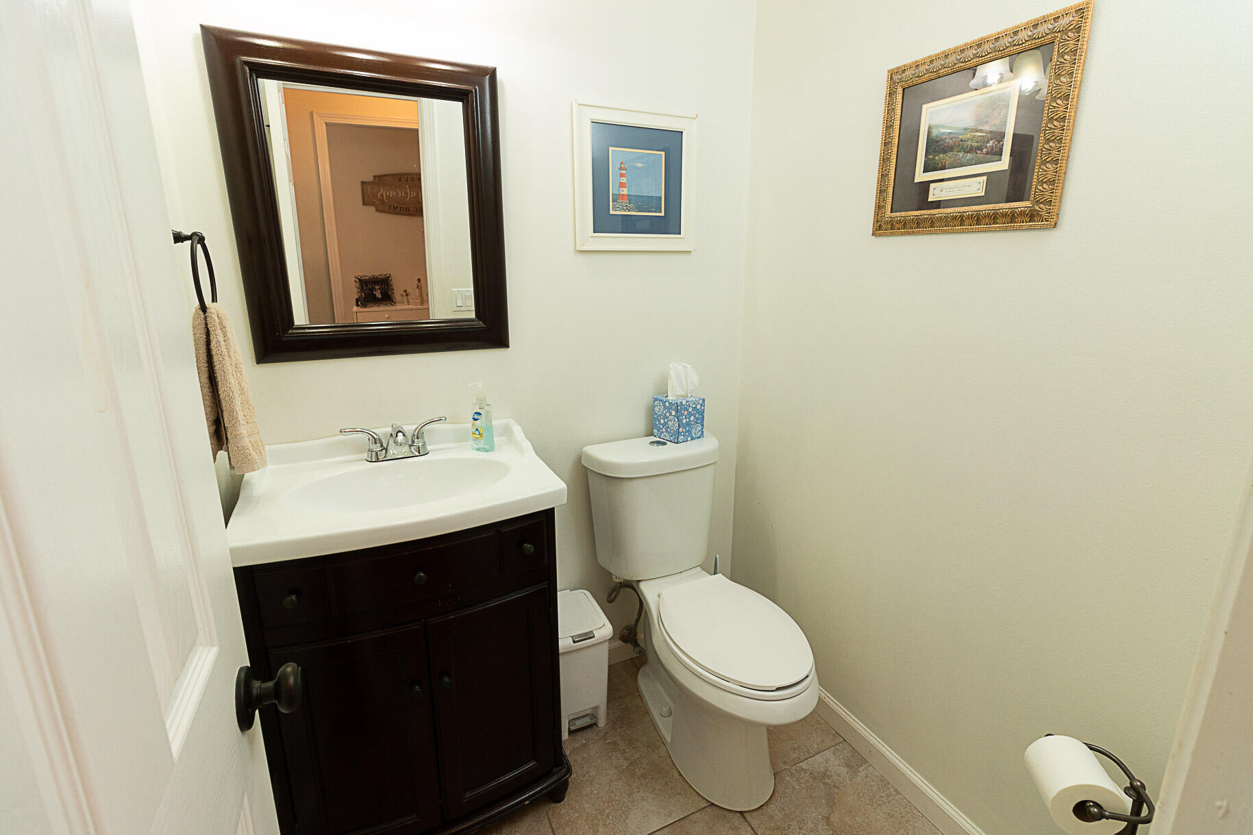 COLLEGE OAKS - Residential