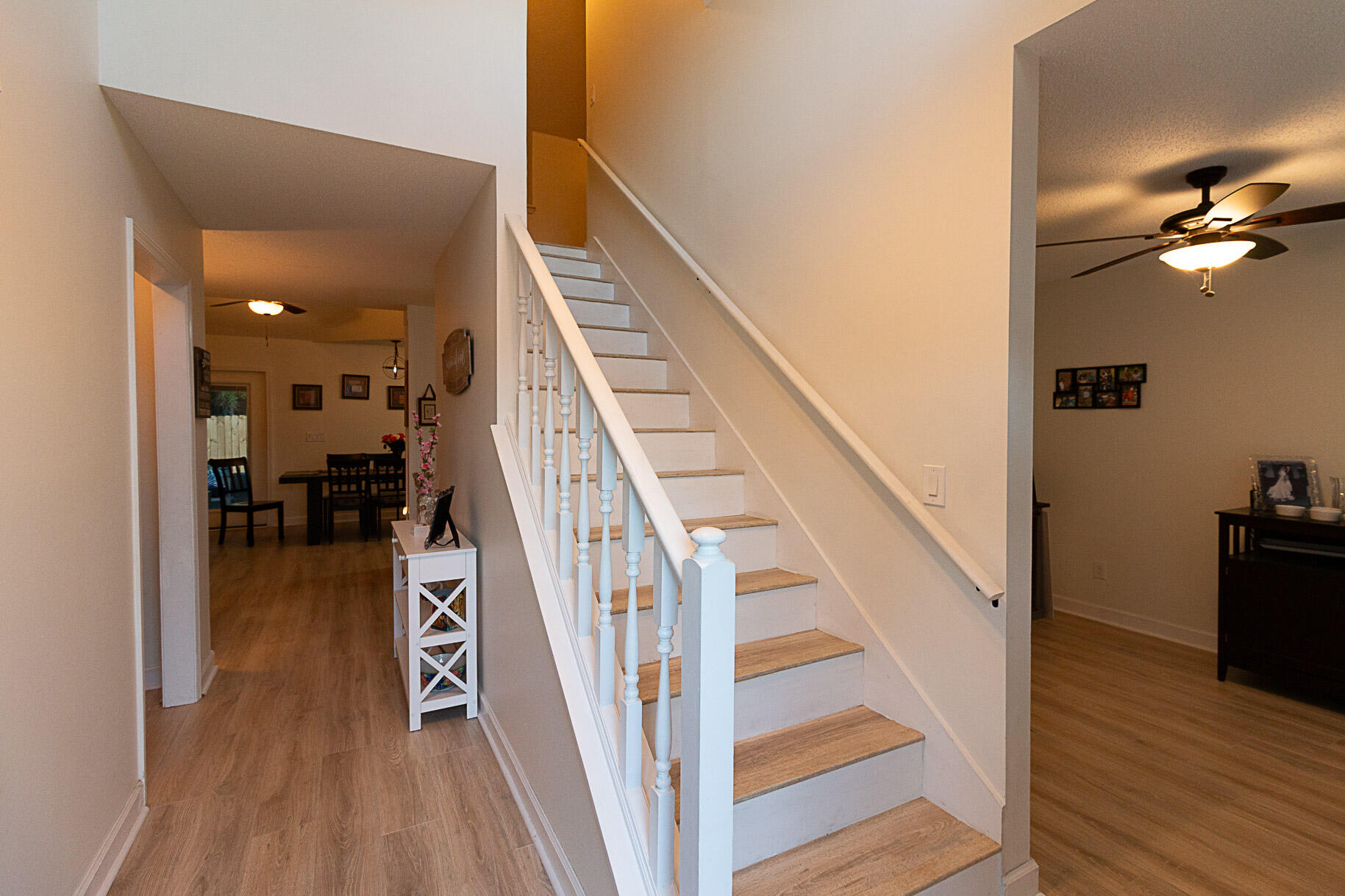 COLLEGE OAKS - Residential