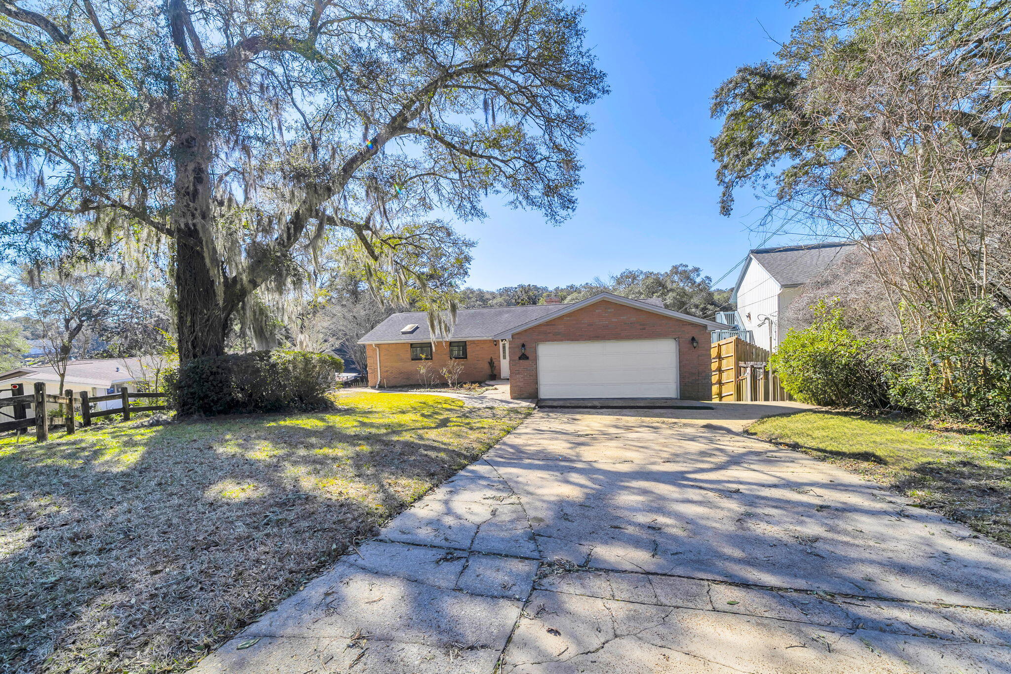 MICHAEL GLENN ESTATES - Residential