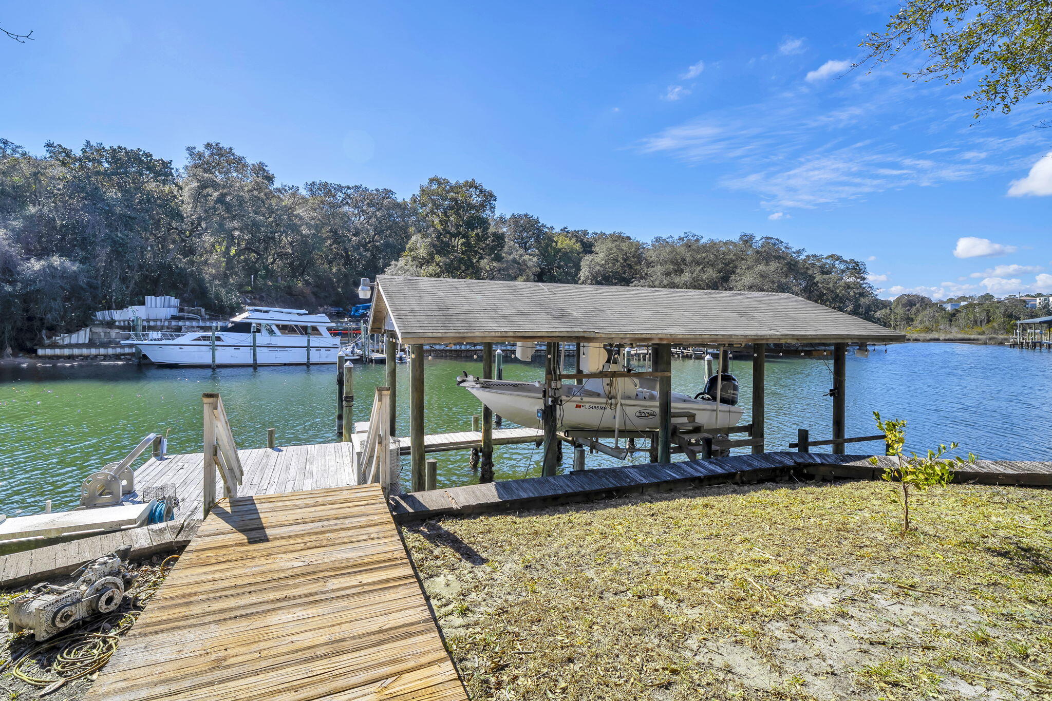 MICHAEL GLENN ESTATES - Residential