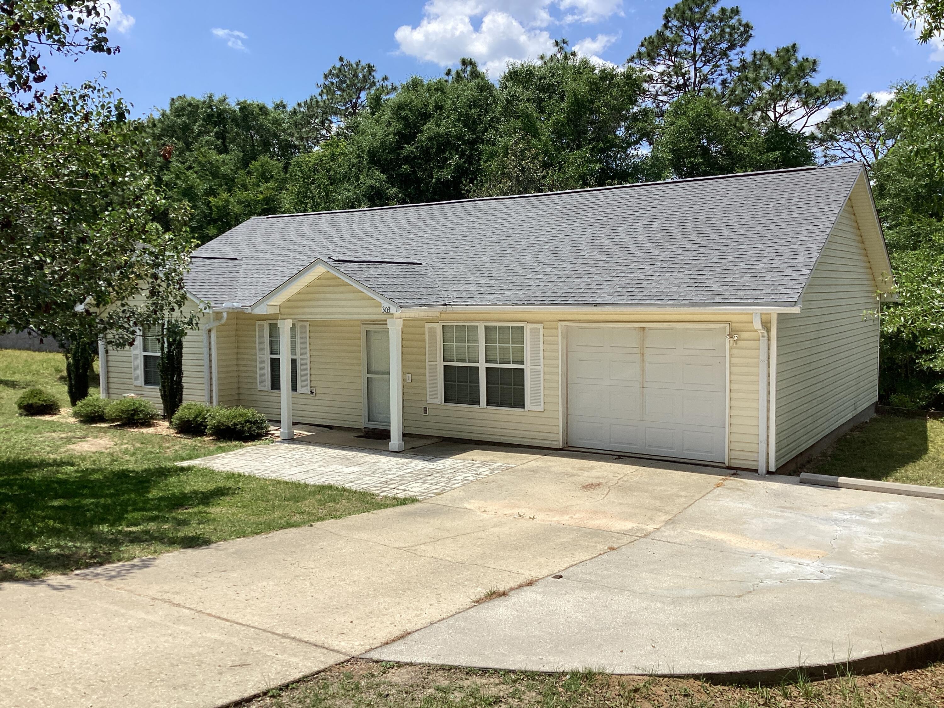 JERNIGAN ACRES 2ND ADDN - Residential Lease