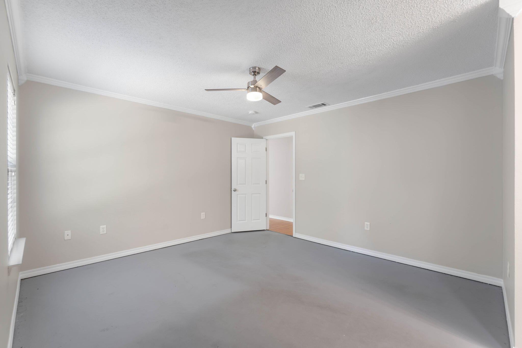 JERNIGAN ACRES 2ND ADDN - Residential Lease