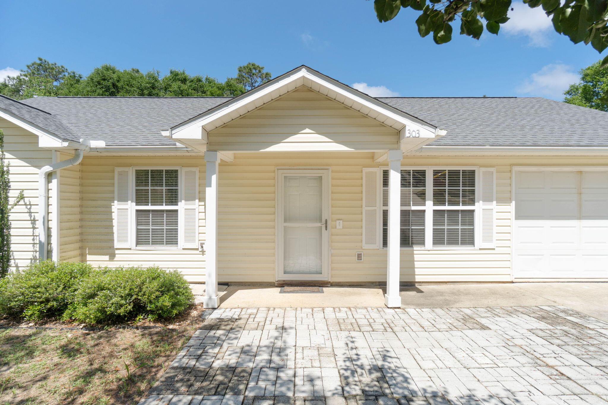 JERNIGAN ACRES 2ND ADDN - Residential Lease