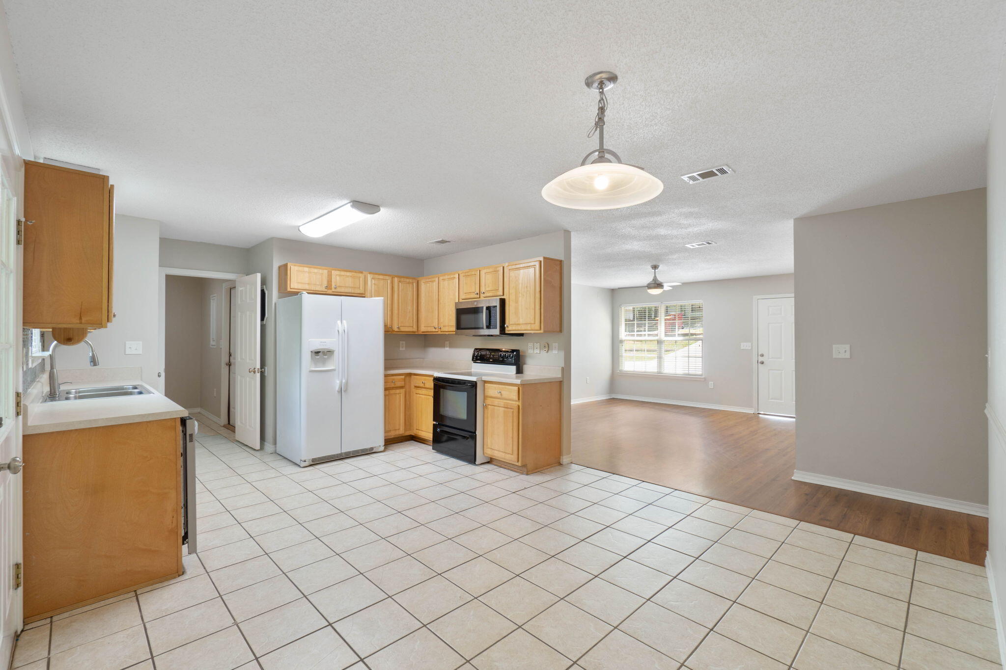 JERNIGAN ACRES 2ND ADDN - Residential Lease
