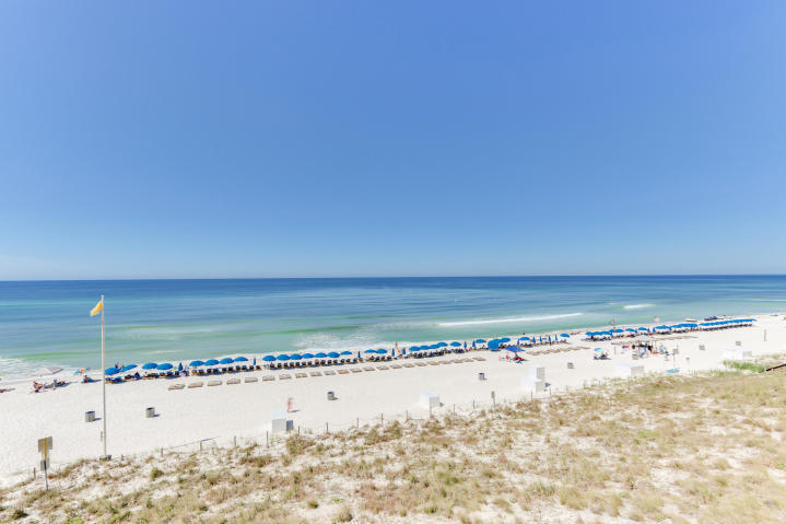 EMERALD BEACH PH 1 - Residential