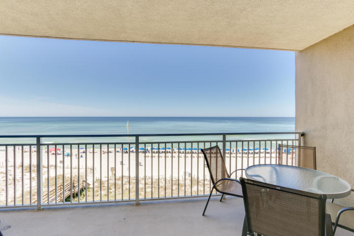 EMERALD BEACH PH 1 - Residential
