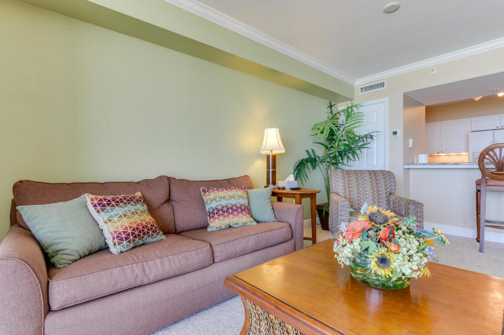EMERALD BEACH PH 1 - Residential