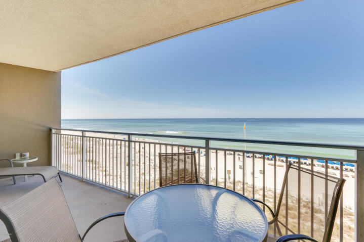 EMERALD BEACH PH 1 - Residential