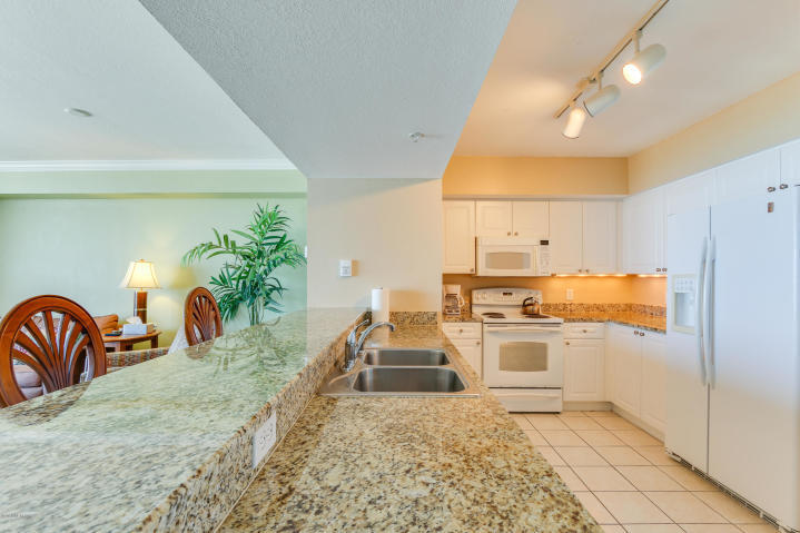 EMERALD BEACH PH 1 - Residential