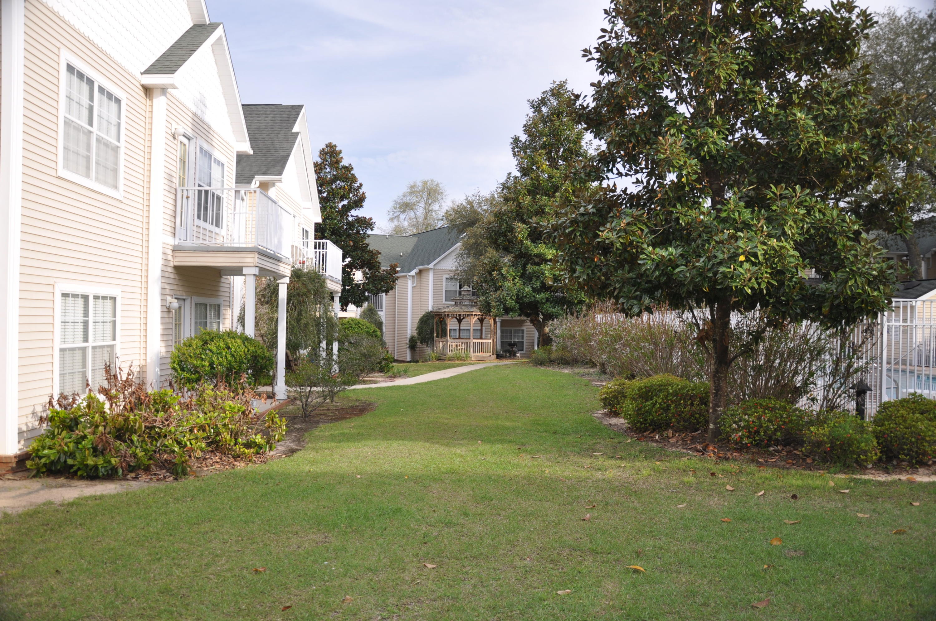 The Oaks at Niceville, condo Unit 114,  Building #1 - Residential