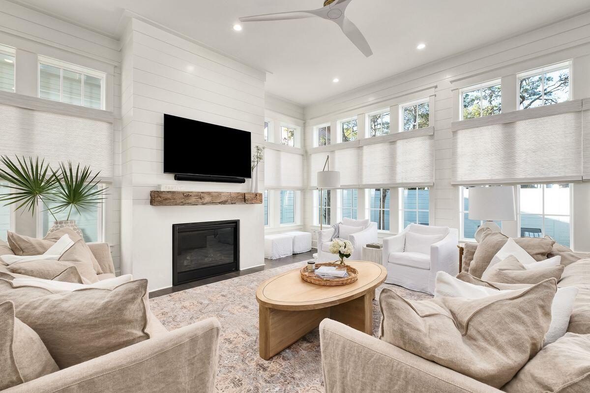 SEAGROVE 1ST ADD - Residential