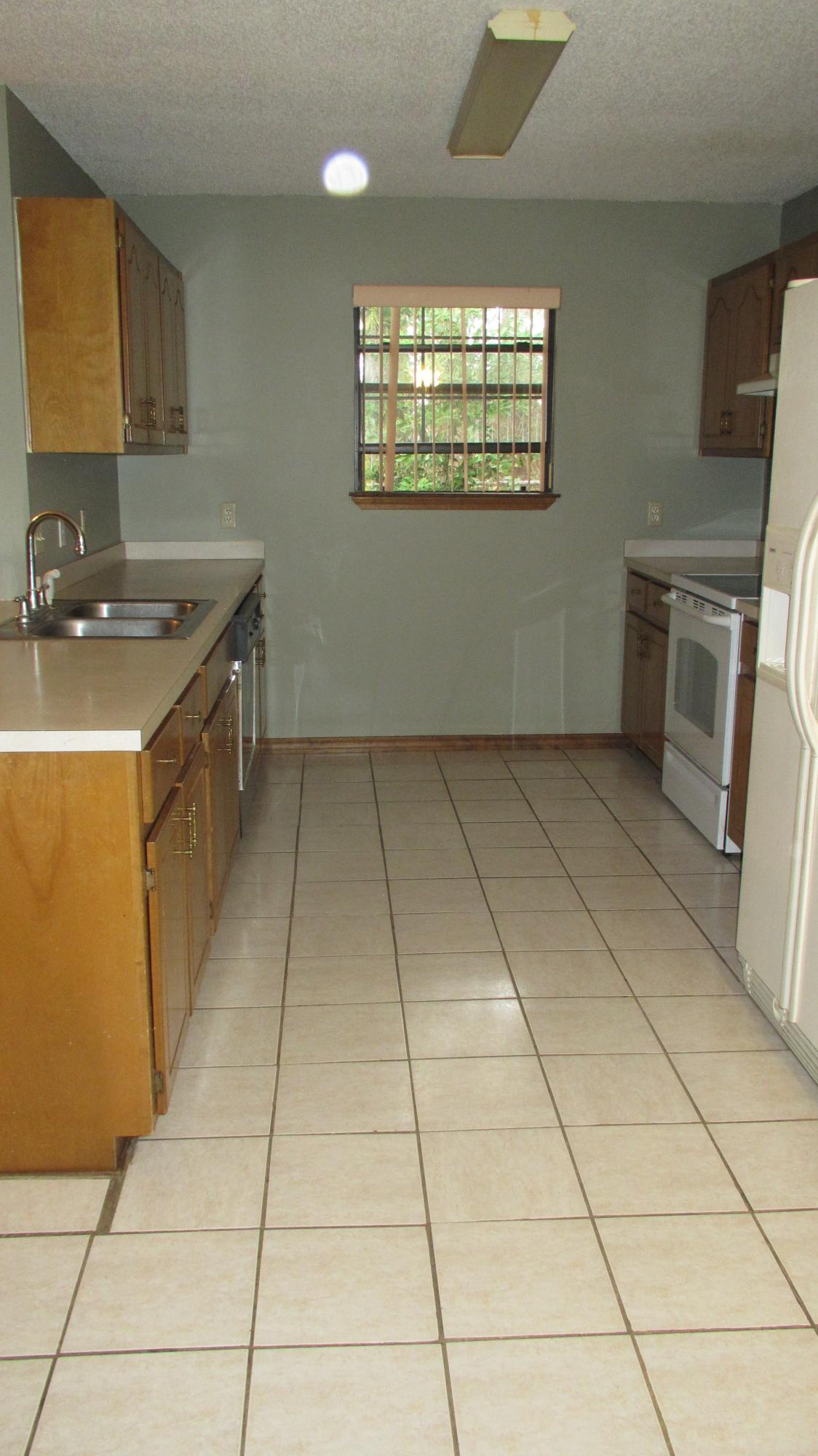 OLDE CYPRESS VILLAGE - Residential Lease