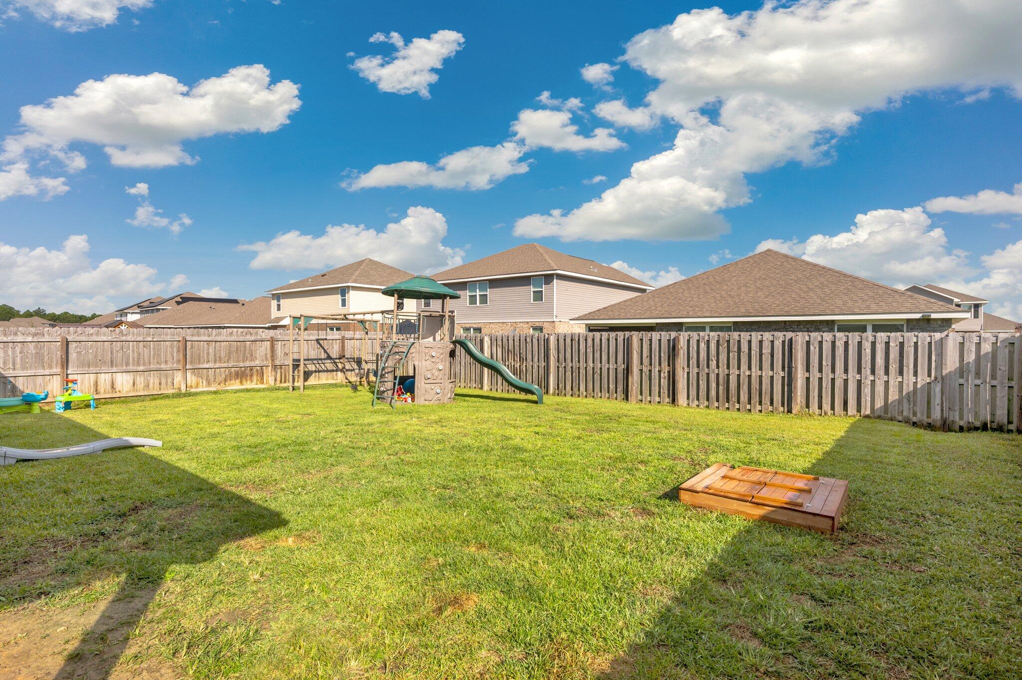 Redstone Commons - Residential