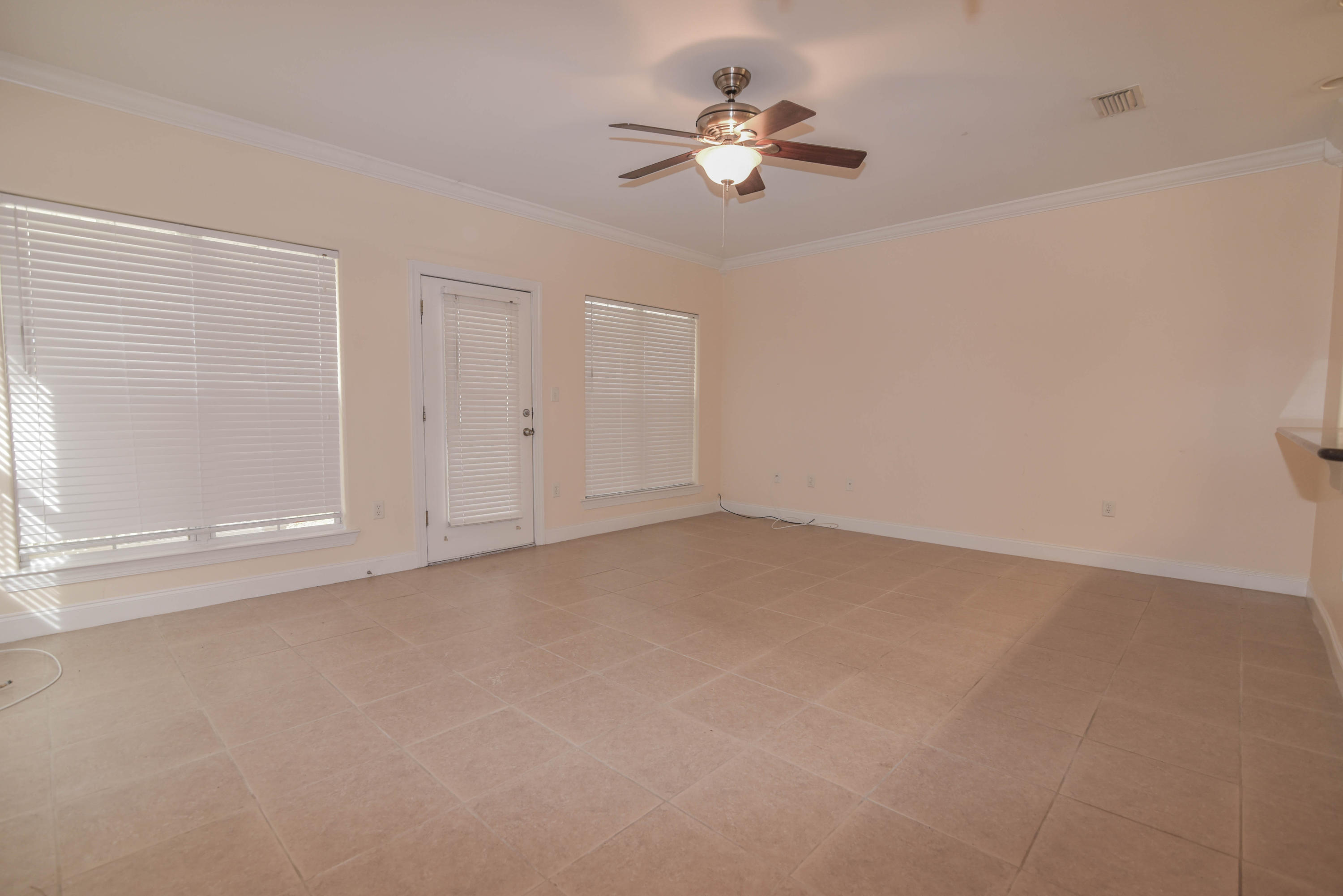 OLD BAY VILLAGE TOWNHOMES - Residential Lease