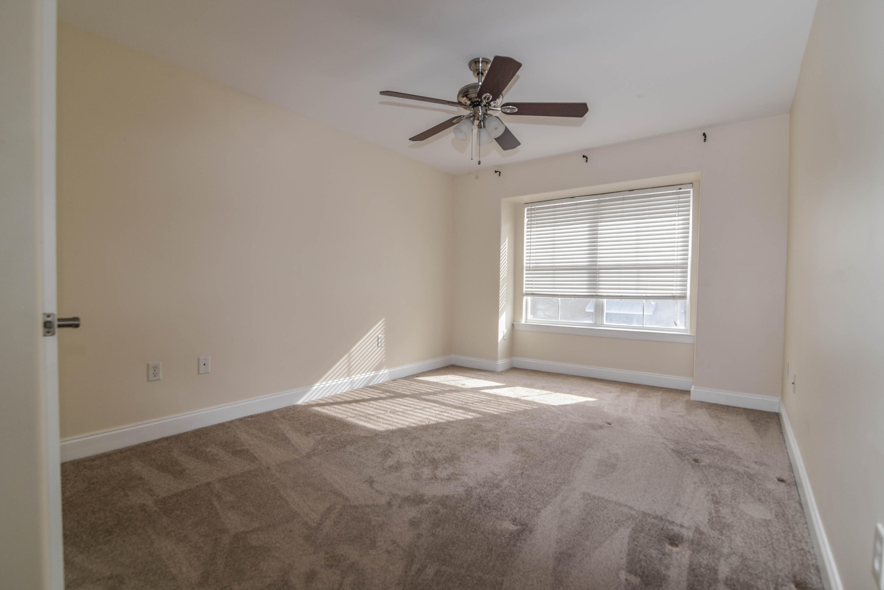 OLD BAY VILLAGE TOWNHOMES - Residential Lease