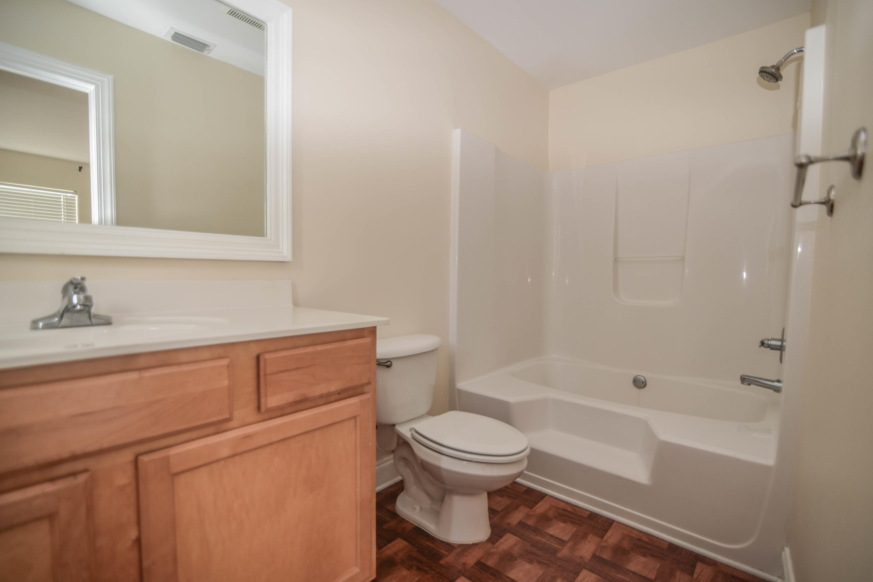 OLD BAY VILLAGE TOWNHOMES - Residential Lease