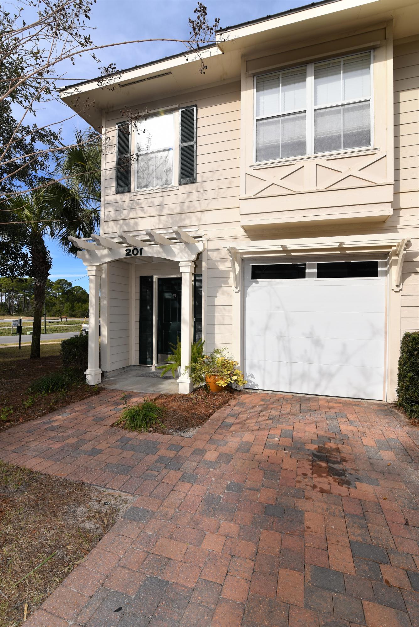 OLD BAY VILLAGE TOWNHOMES - Residential Lease